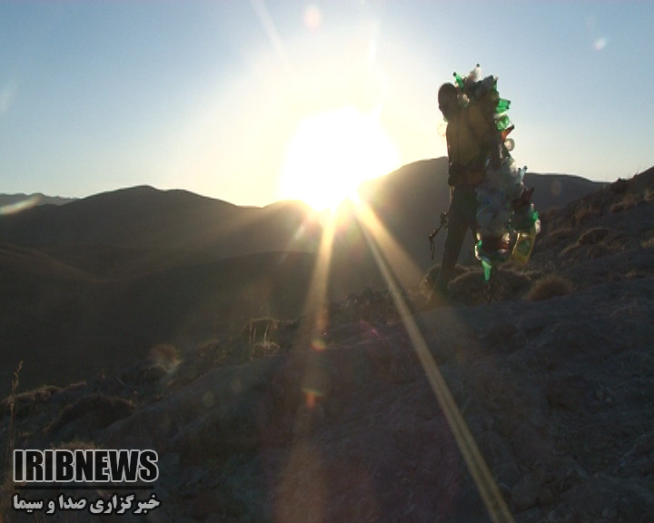 کوهنورد چهارمحال و بختیاری حافظ محیط زیست+فیلم