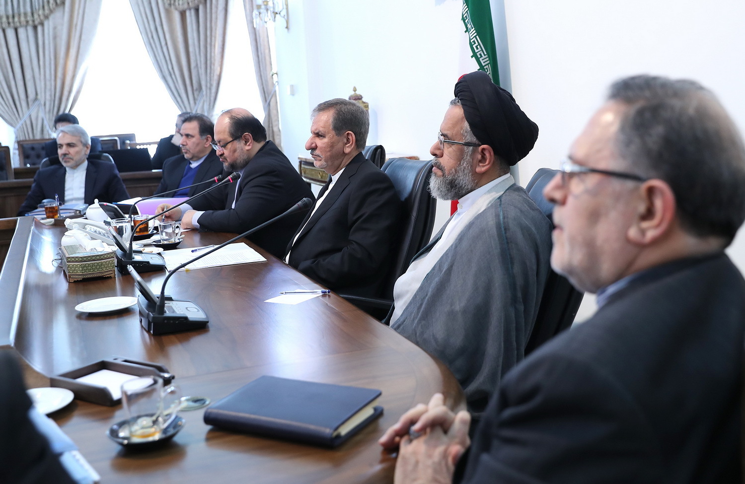 نظارت بر بازار و رصد مستمر قيمت ها ضروري است