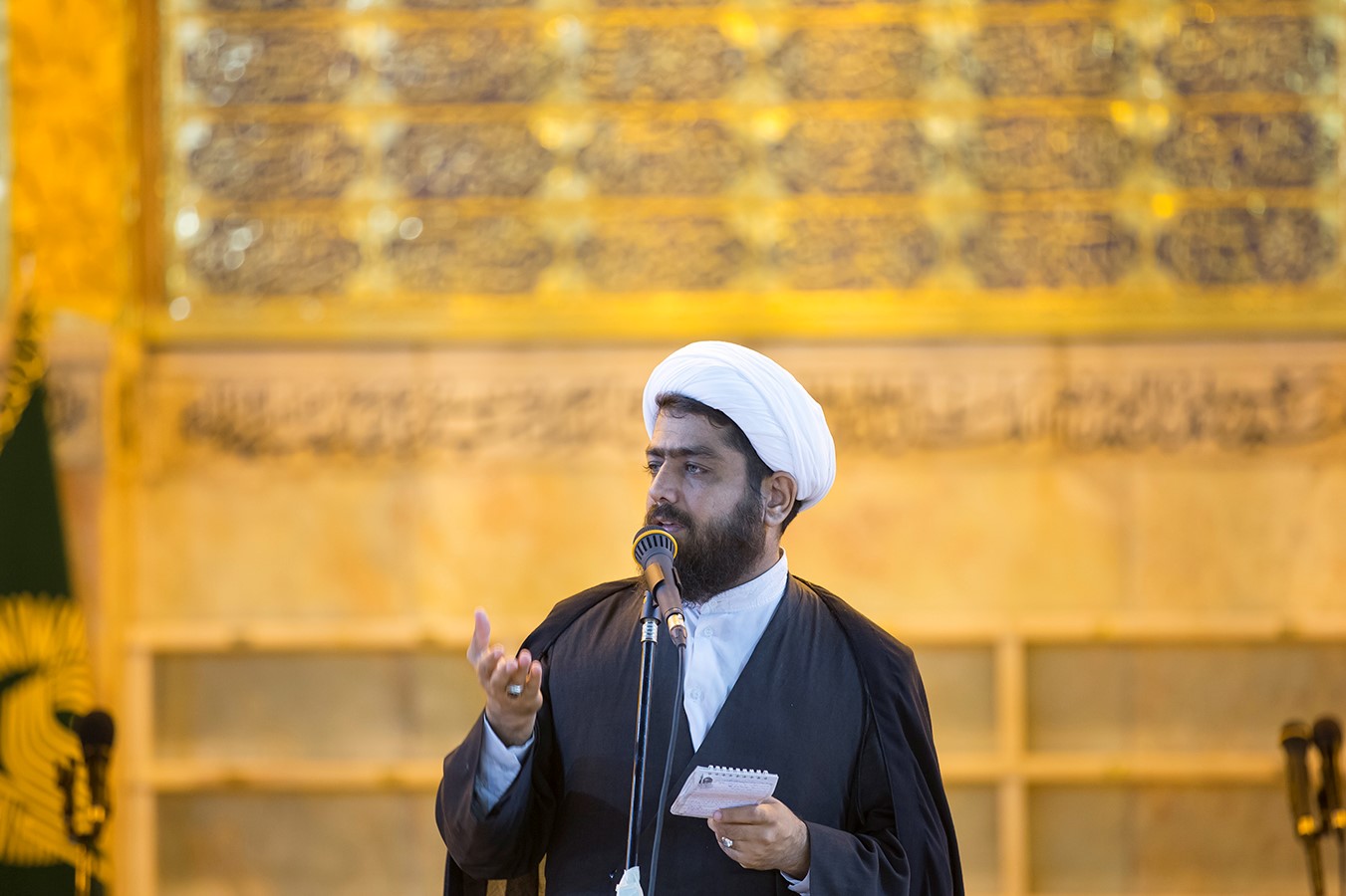 تشریح برنامه‌های قرآنی حرم رضوی در هفته وحدت