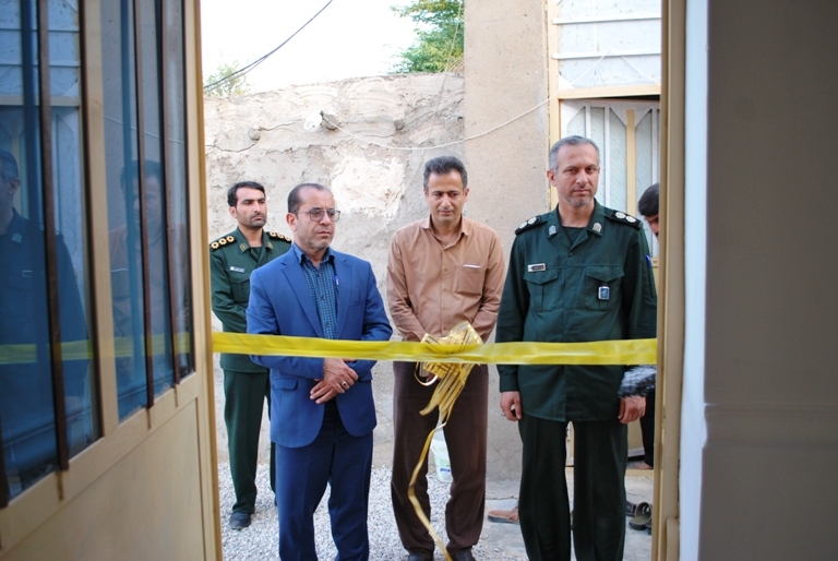 تحویل 49 واحد مسکونی ساخته شده توسط بسیج سازندگی دشتی به محرومان