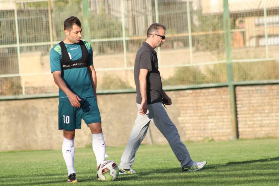 استعفای سرمربی تیم فوتبال اکسین البرز