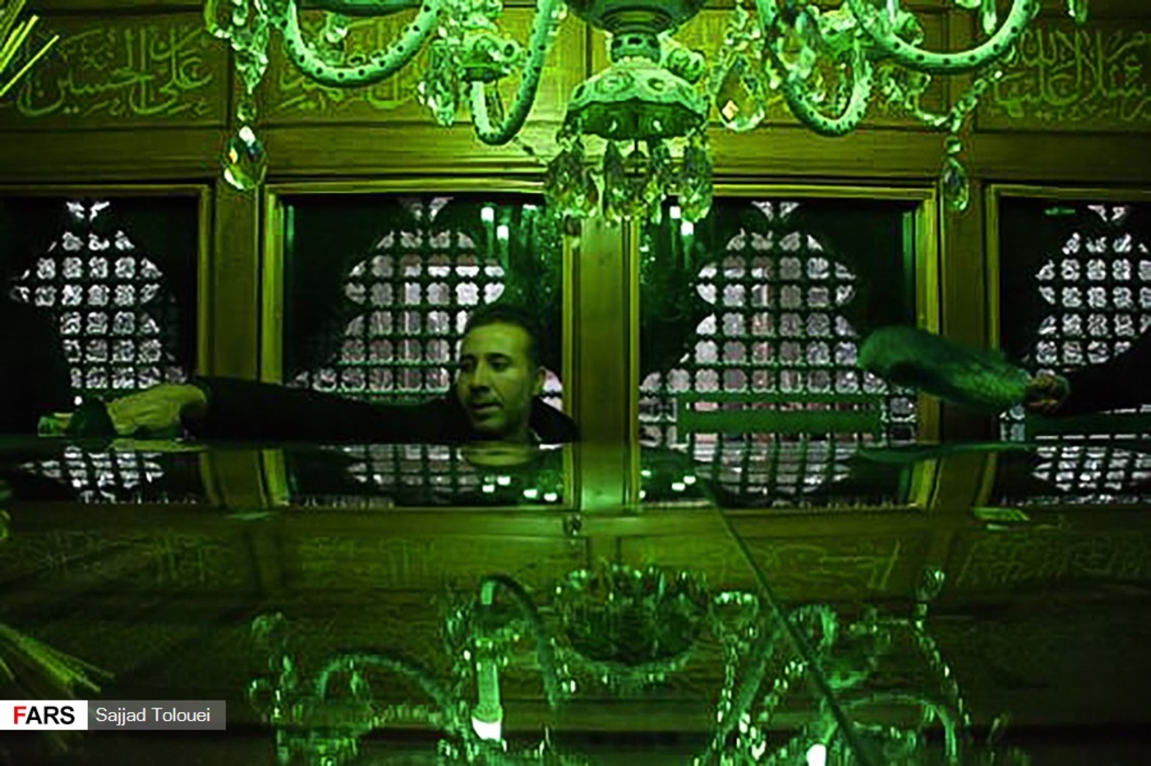 غبار روبی حرم مطهر حضرت عبدالعظیم حسنی (ع) غبار روبی حرم مطهر حضرت عبدالعظیم حسنی (ع)