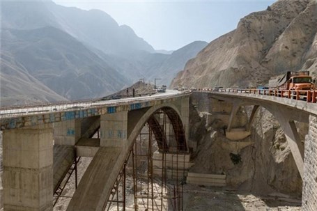 بازدید فتاح و نوبخت از قطعه اول آزادراه تهران - شمال بازدید فتاح و نوبخت از قطعه اول آزادراه تهران - شمال