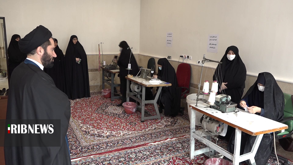 افتتاح کارگاه تولید ماسک به همت گروه های جهادی طلاب حوزه علمیه الزهرا افتتاح کارگاه تولید ماسک به همت گروه های جهادی طلاب حوزه علمیه الزهرا
