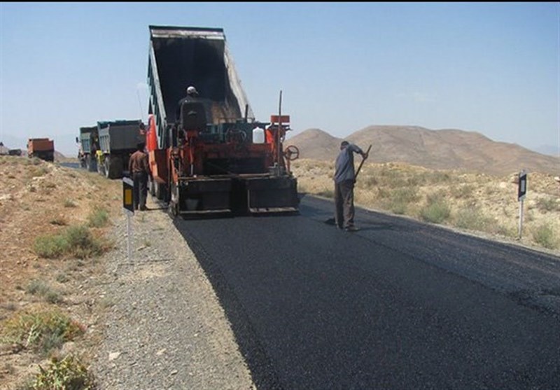 احداث و بهسازی راه روستایی قلعه کهنه رامهرمز