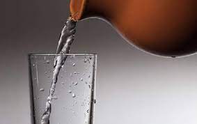 خواص نوشیدن آب گرم