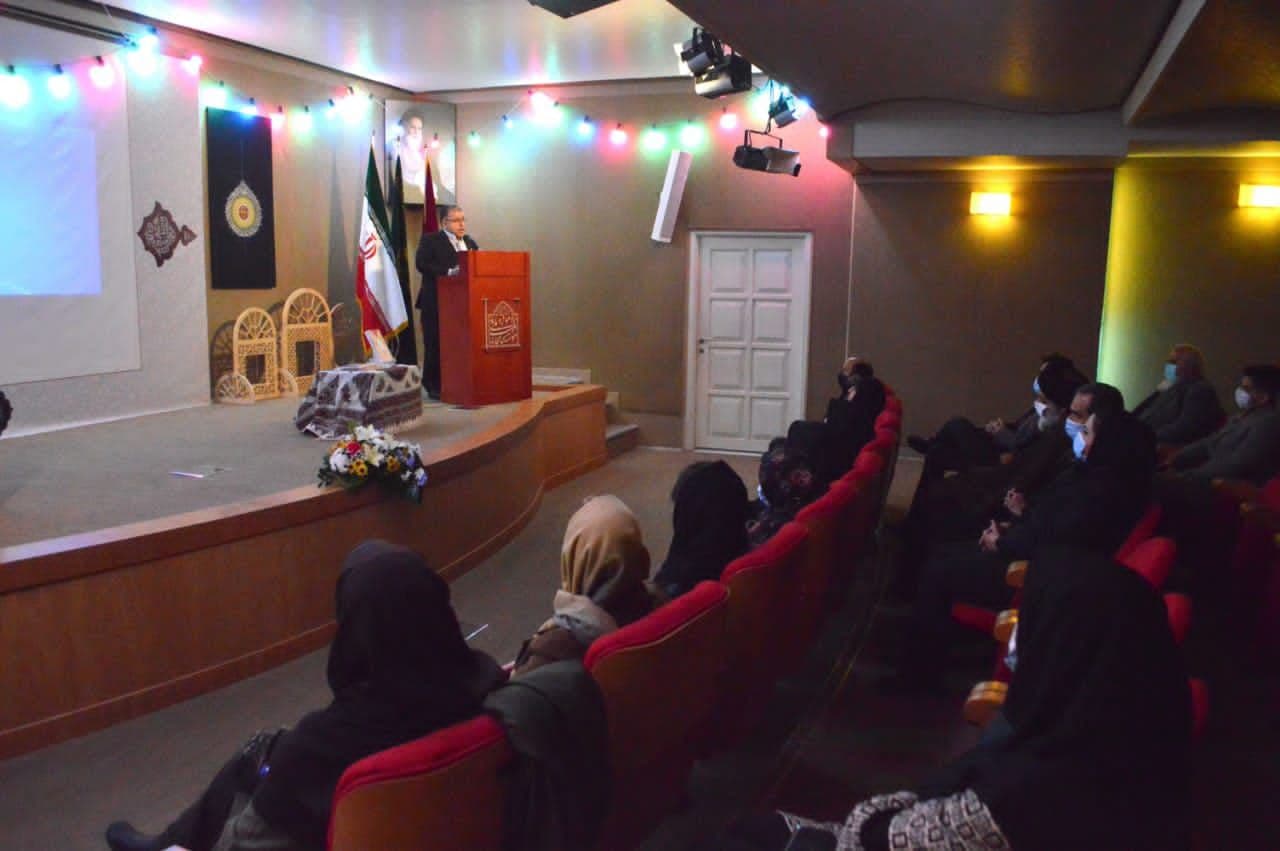 گشایش نمایشگاه&zwnj;های &laquo;با کمالِ میل&raquo; و &laquo;صبحدم&raquo; در کتابخانه و موزه ملی ملک