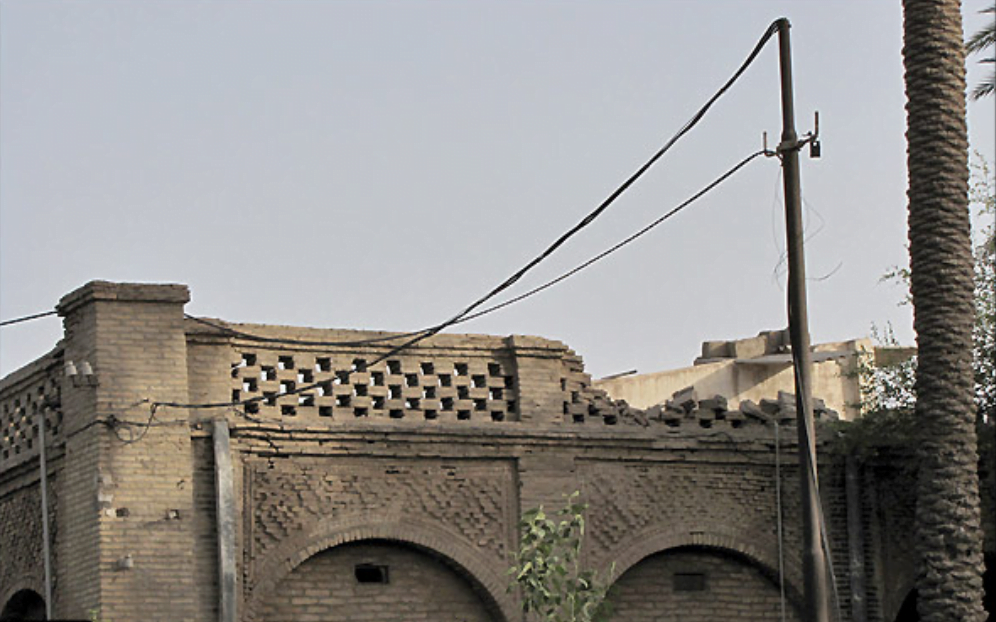 بنای هشت بنگله اهواز، نماد تاریخ راه آهن، نیازمند مرمت + عکس