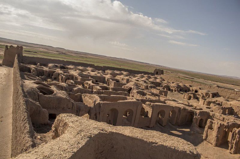 صدور سند شش دانگ قلعه تاریخی کریم آباد رشتخوار