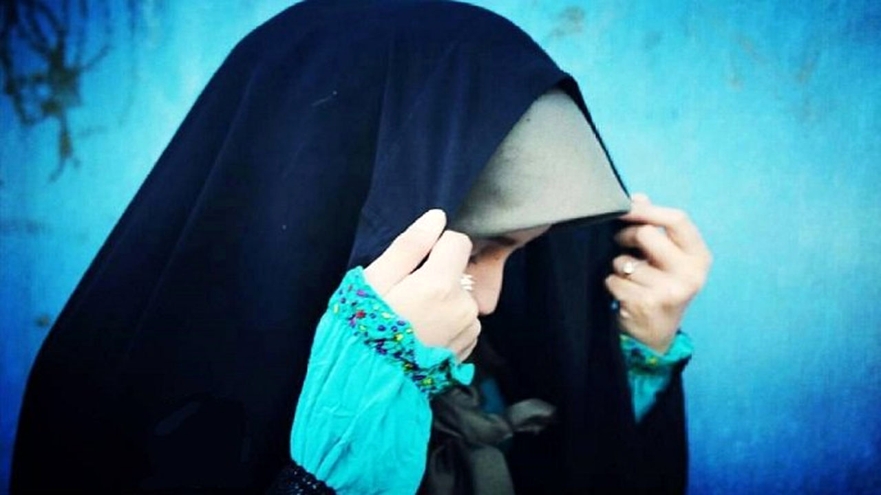 هراس غرب از الگوی زن اسلامی وتلاش برای تخریب زن ایرانی هراس غرب از الگوی زن اسلامی وتلاش برای تخریب زن ایرانی