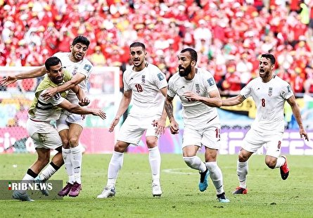 پرداخت پاداش و پول تو جیبی‌های عجیب فدراسیون فوتبال در جام جهانی!