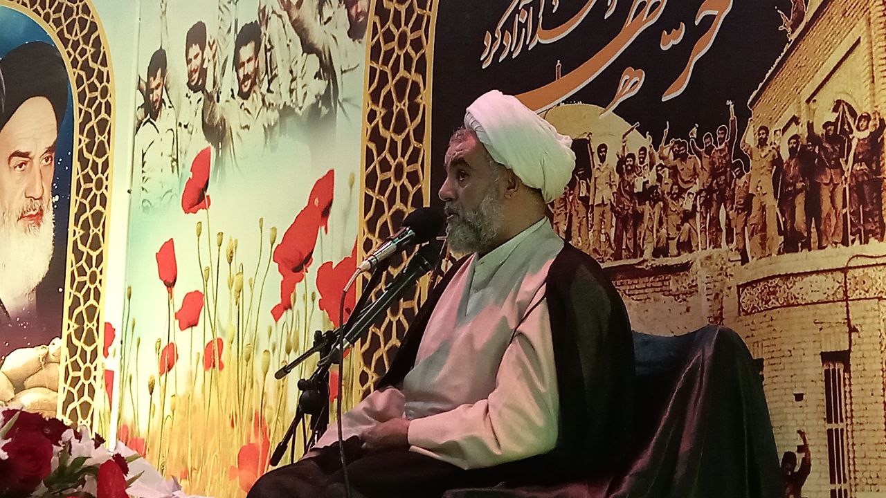 وداع مردم محمود آباد با شهید گمنام وداع مردم محمود آباد با شهید گمنام