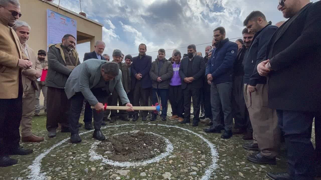 کلنگ زنی احداث مرکز جامع سلامت روستای واوان