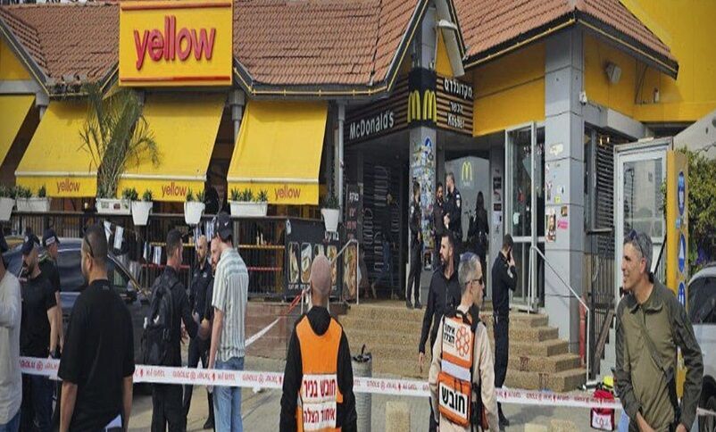 ۳ کشته و زخمی در عملیات شهادت طلبانه در فلسطین اشغالی ۳ کشته و زخمی در عملیات شهادت طلبانه در فلسطین اشغالی