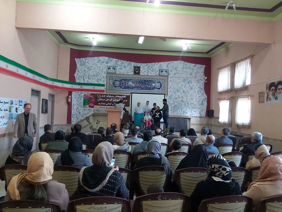 رسیدگی به مشکلات دانش آموزان دارای نیازهای ویژه در بوکان رسیدگی به مشکلات دانش آموزان دارای نیازهای ویژه در بوکان