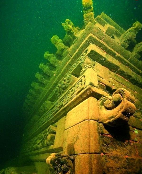 شهرشیر حیرت‌انگیزترین شهر زیردریایی جهان