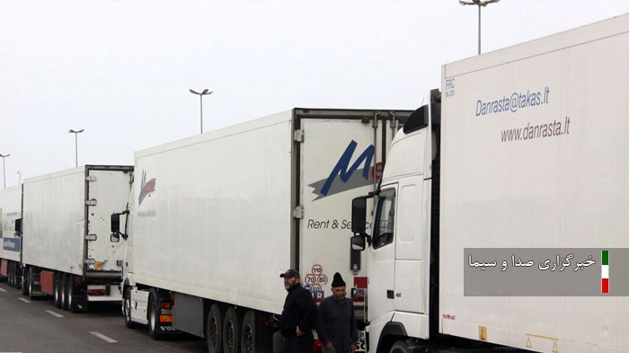 امسال ۶۴ هزار تُن کالا از طریق گمرکات قم وارد کشور شد امسال ۶۴ هزار تُن کالا از طریق گمرکات قم وارد کشور شد