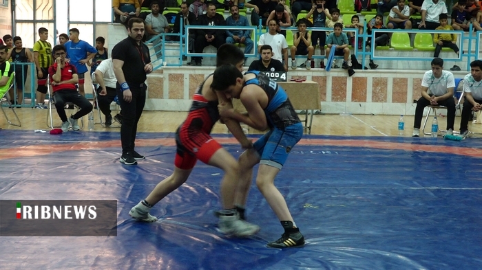 راه یابی دو تیم خانه کشتی قم و ابراهیم هادی به فینال لیگ کشتی قم راه یابی دو تیم خانه کشتی قم و ابراهیم هادی به فینال لیگ کشتی قم