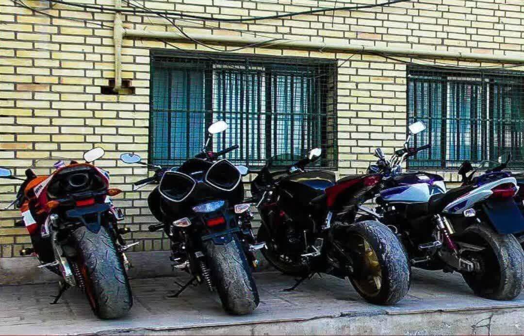 محکومیت قاچاقچی موتور سیکلت در شوشتر محکومیت قاچاقچی موتور سیکلت در شوشتر