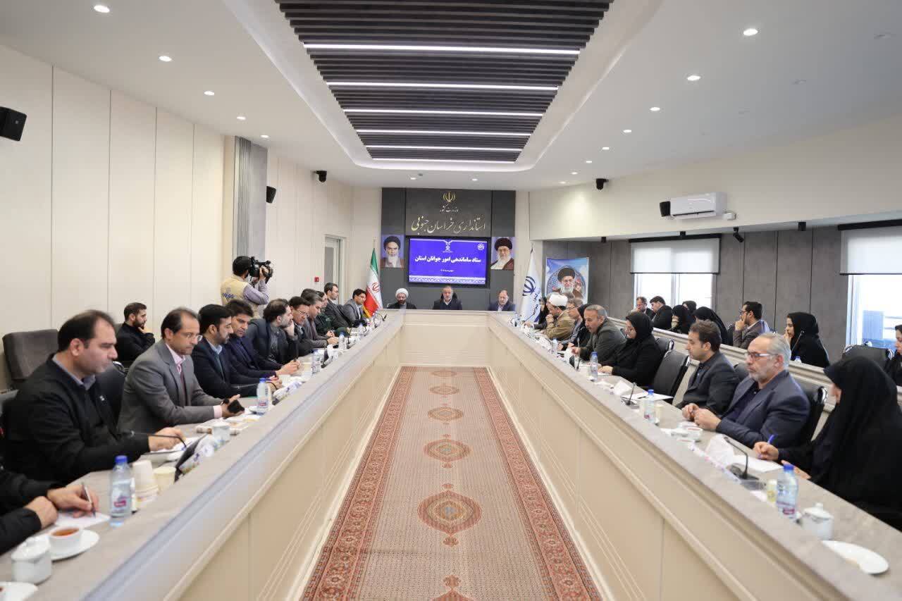 حمایت از ورزش پهلوانی، قهرمانی و همگانی در اولویت قرار بگیرد