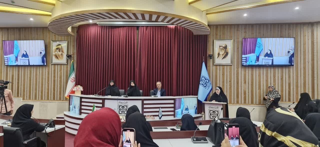 تاکید بر معرفی توانمندیهای زنان ایرانی در عرصه جهانی تاکید بر معرفی توانمندیهای زنان ایرانی در عرصه جهانی