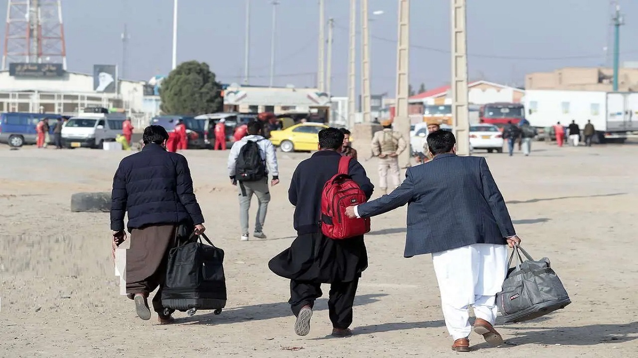 اجاره ی خانه به اتباع غیرمجاز در شهرستان آباده ممنوع است