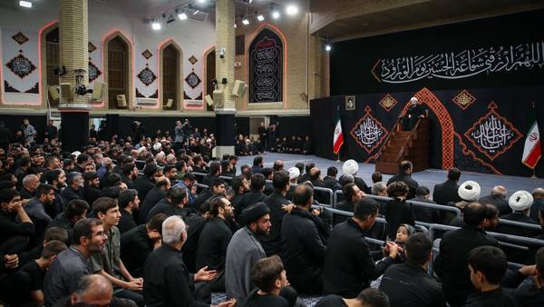 مراسم عزاداری حضرت اباعبدالله الحسین (ع) در حسینیه امام خمینی برگزار شد