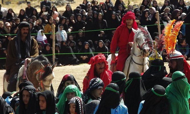 میراث عاشورایی ۲۰۰ ساله در فش کنگاور