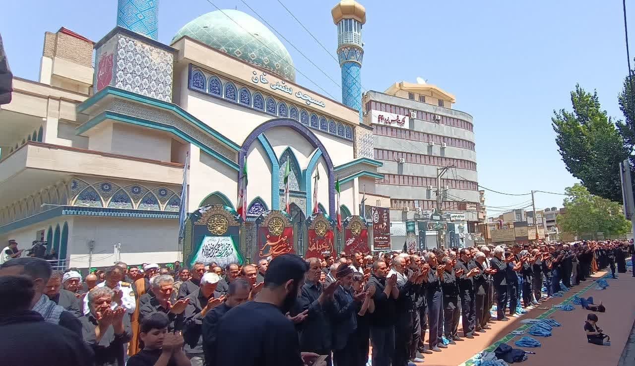 اقامه نماز ظهر عاشورا  ارومیه