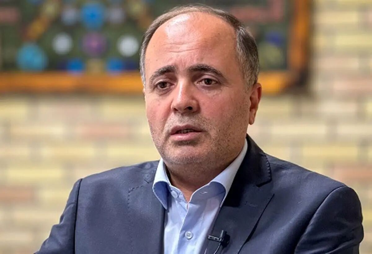 نوری: مرغداران نهاده وارد کنند نوری: مرغداران نهاده وارد کنند