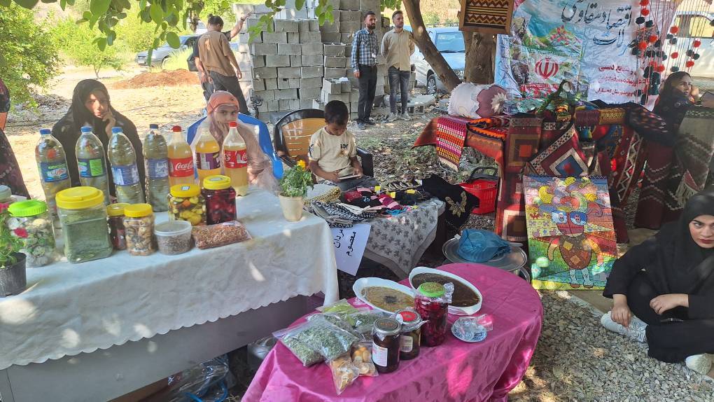 جشنواره روستایی و عشایری بانوی روستا بانوی زندگی در گچساران جشنواره روستایی و عشایری بانوی روستا بانوی زندگی در گچساران