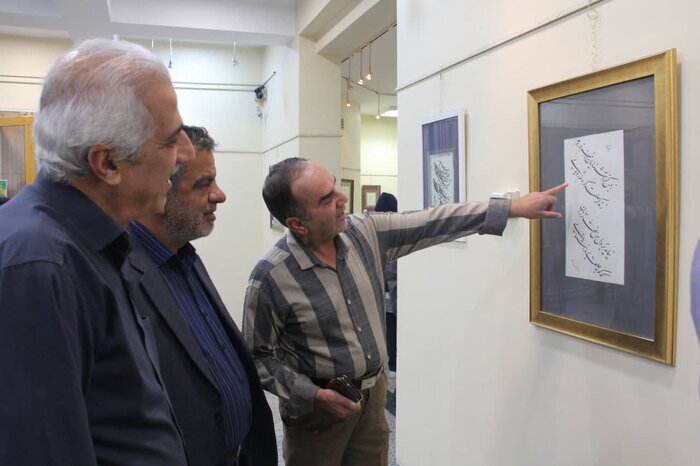 برپایی نمایشگاه عدالت قلم در همدان برپایی نمایشگاه عدالت قلم در همدان