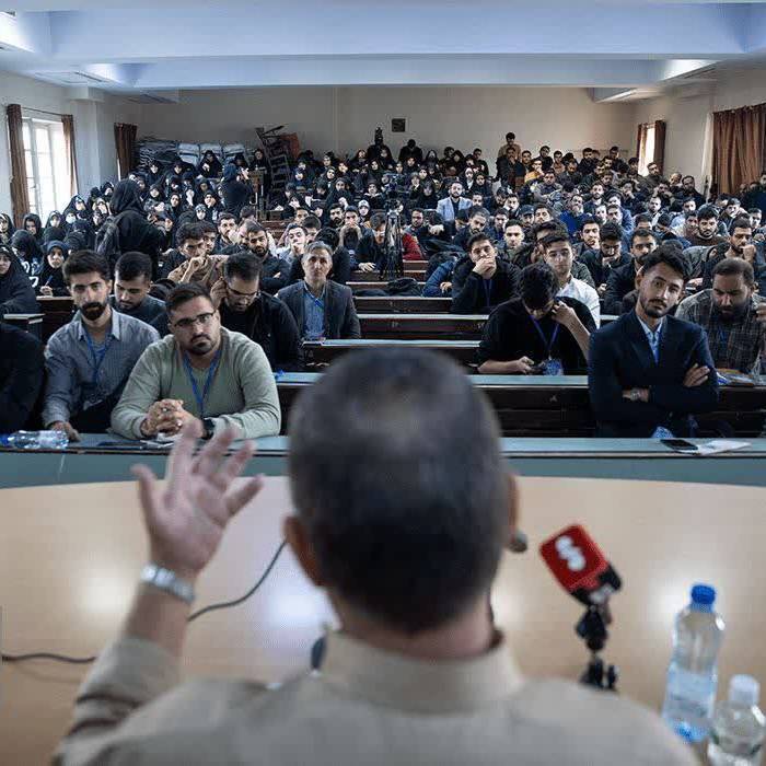 *** روابط عمومی کل سپاه: سخنگوی سپاه نگفته ایران در وضعیت جنگی است *** روابط عمومی کل سپاه: سخنگوی سپاه نگفته ایران در وضعیت جنگی است