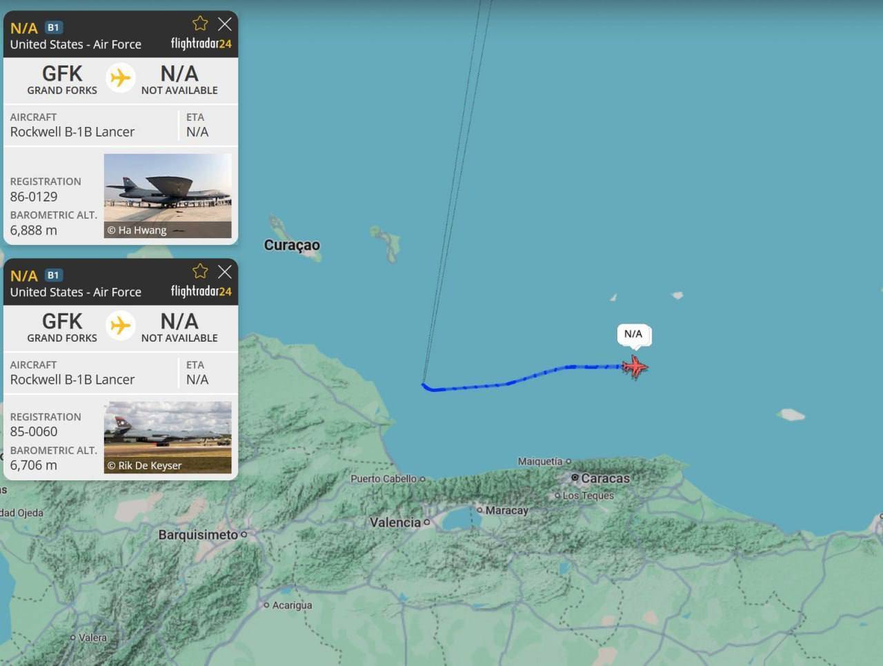 پرواز دو بمبافکن نیروی هوایی آمریکا در نزدیکی پایتخت ونزوئلا پرواز دو بمبافکن نیروی هوایی آمریکا در نزدیکی پایتخت ونزوئلا