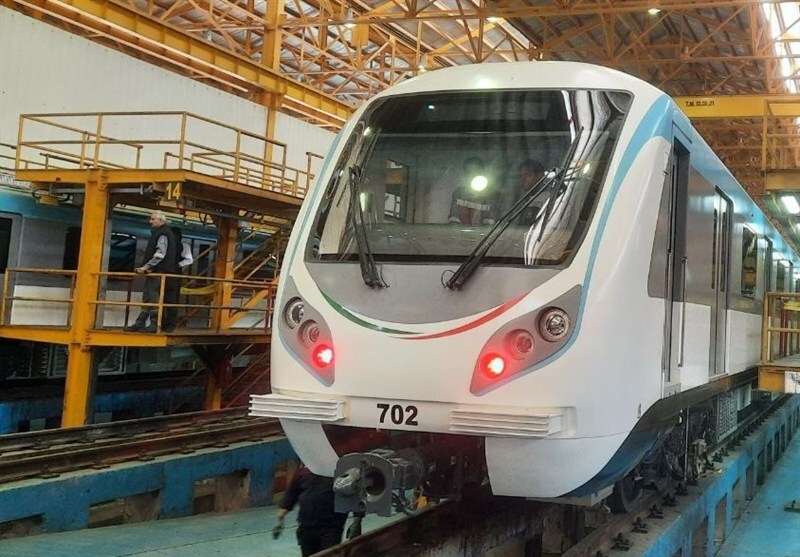 **بهرهبرداری از ۲ رام قطار تولید داخل **بهرهبرداری از ۲ رام قطار تولید داخل