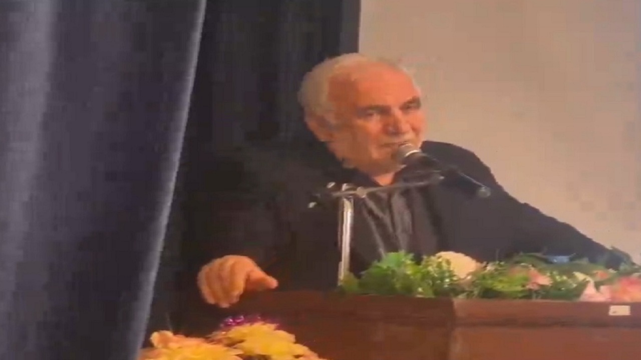 آیین تجلیل از کتابخوانان در هریس