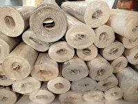 کشف محموله کاغذ دیواری قاچاق در شاهرود