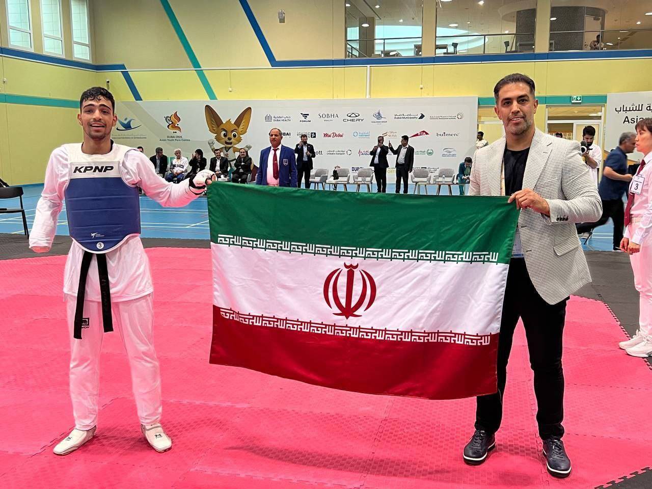 صید نخستین طلای پاراتکواندوی ایران توسط جوان سمنانی صید نخستین طلای پاراتکواندوی ایران توسط جوان سمنانی