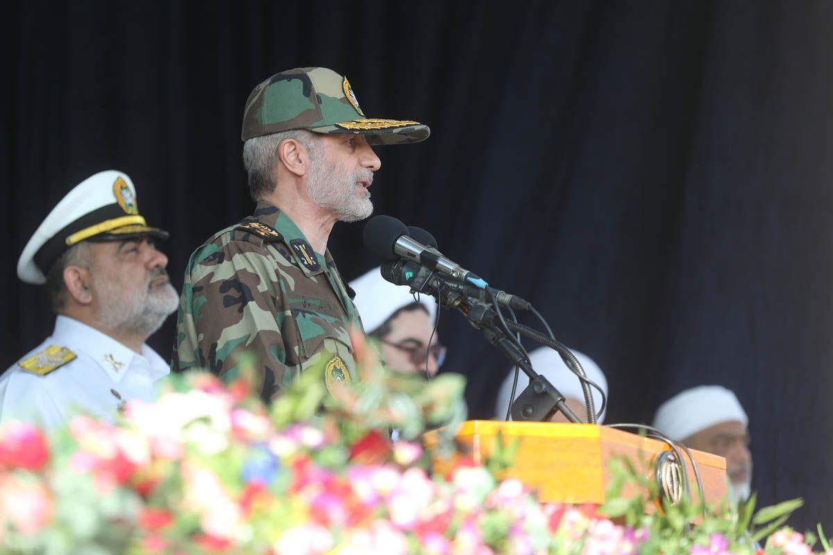 فرمانده کل ارتش: ایران اسلامی؛ حافظ و ضامن صلح، ثبات و امنیت منطقه است