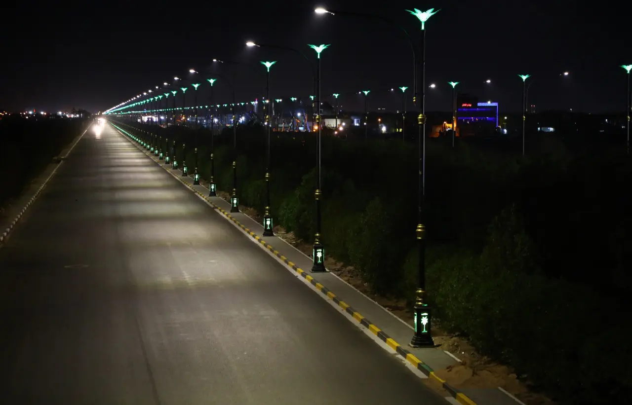 کاهش ۳۵ مگاواتی بار شبکه برق خراسان رضوی با جایگزینی ۳۰۰ هزار چراغ LED*** کاهش ۳۵ مگاواتی بار شبکه برق خراسان رضوی با جایگزینی ۳۰۰ هزار چراغ LED***
