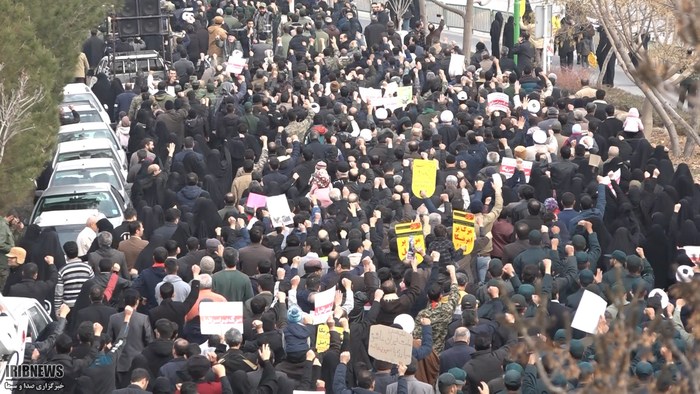 سوگواری اهالی نصف جهان در سوگ شهادت سردار سلیمانی